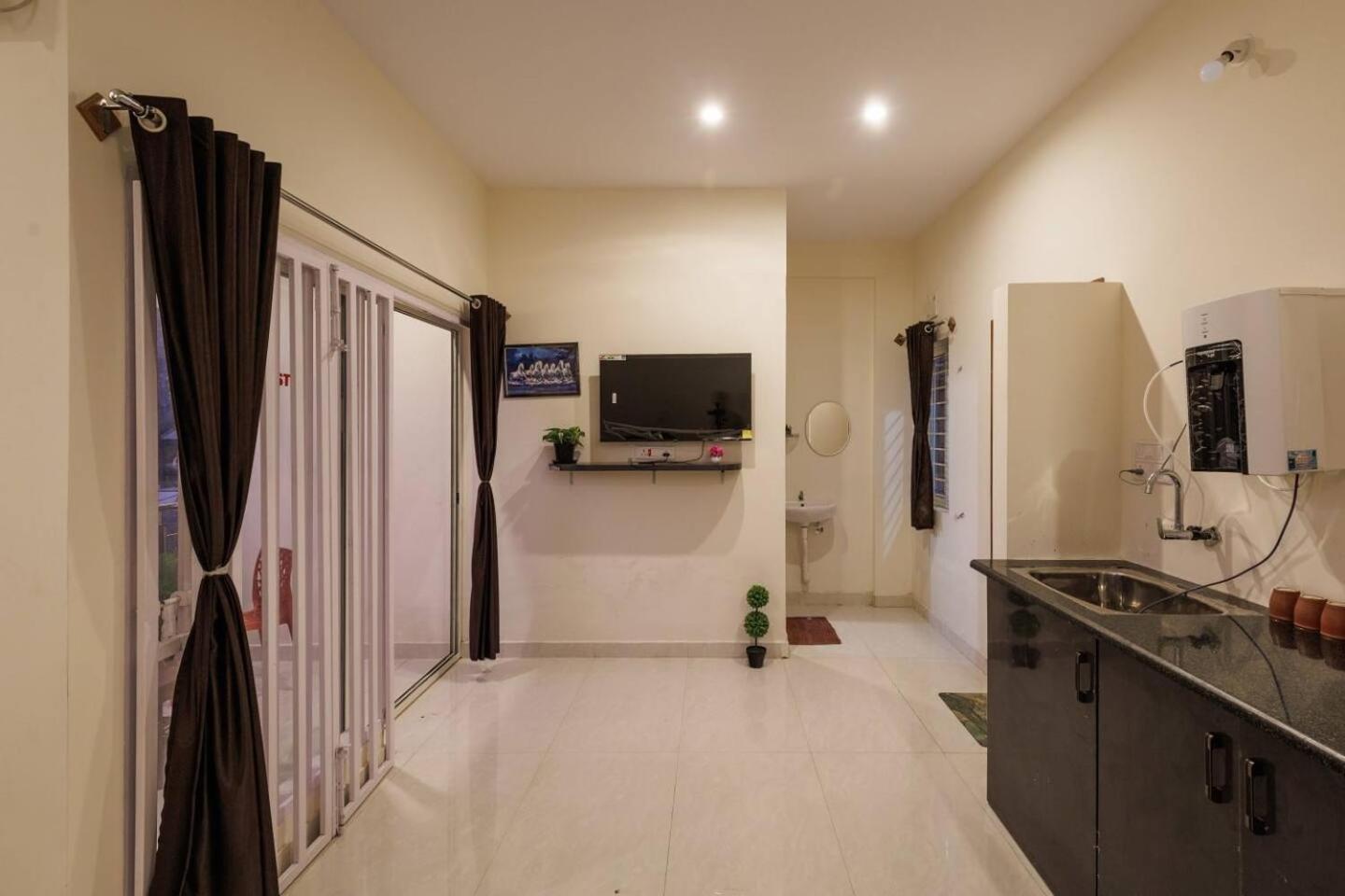 Villa In Skandagiri Bangalore Luaran gambar